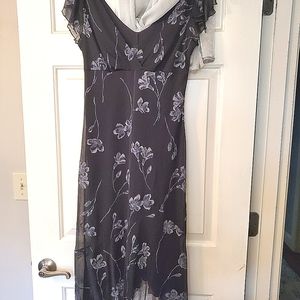 BYER TOO. Jr's M. Black w/ silver. Matching silver scarf 72".